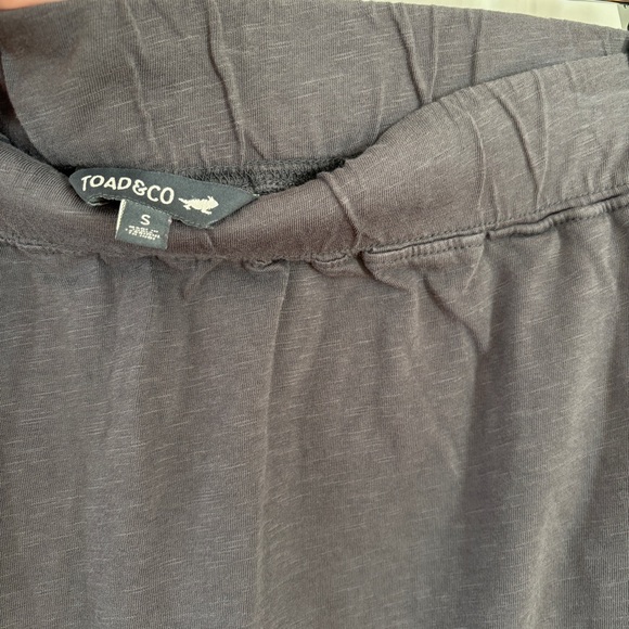 Toad&Co Primo Soot Gray Midi Skirt Size Small Tiered Pockets Organic Cotton - Picture 7 of 14
